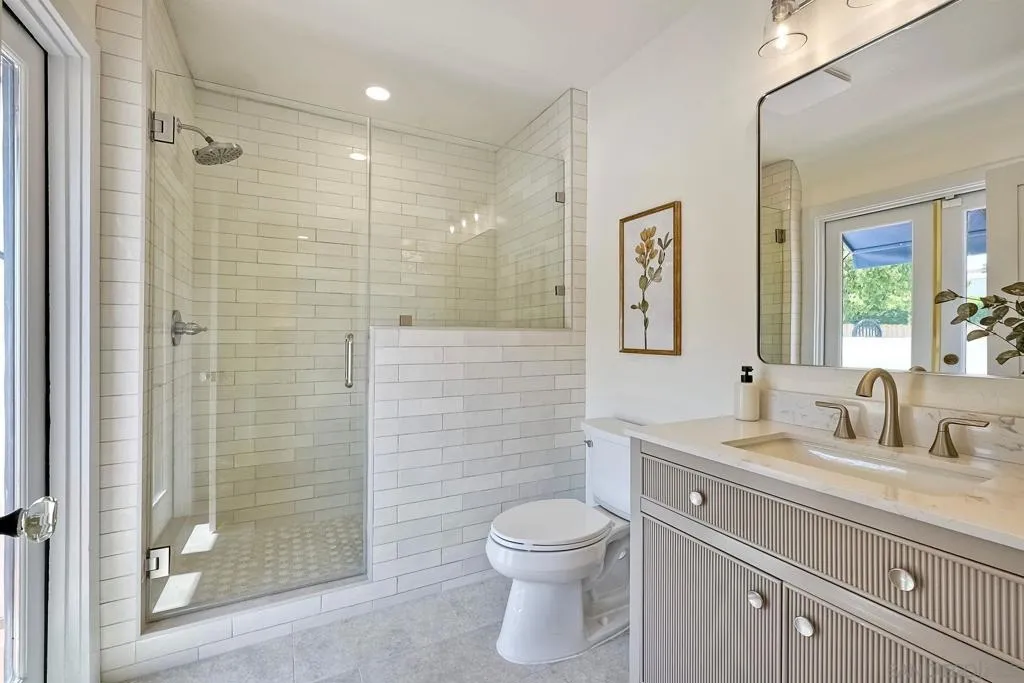 3635 Kite St, San Diego, California 92103 home-pic-16