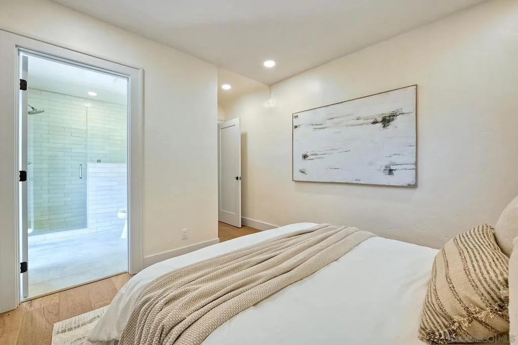 3635 Kite St, San Diego, California 92103 home-pic-15