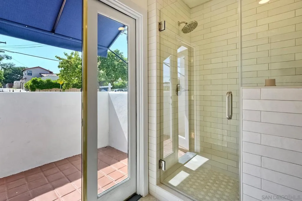 3635 Kite St, San Diego, California 92103 home-pic-17
