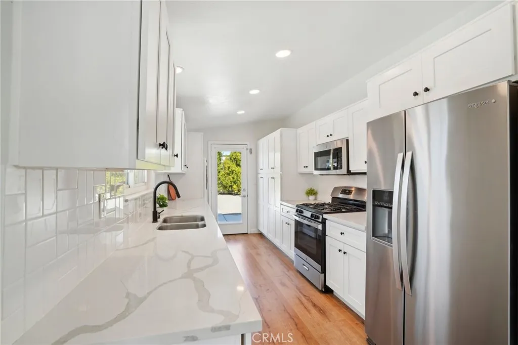 14 Ashby Circle, Palm Springs, California 92262 home-pic-9