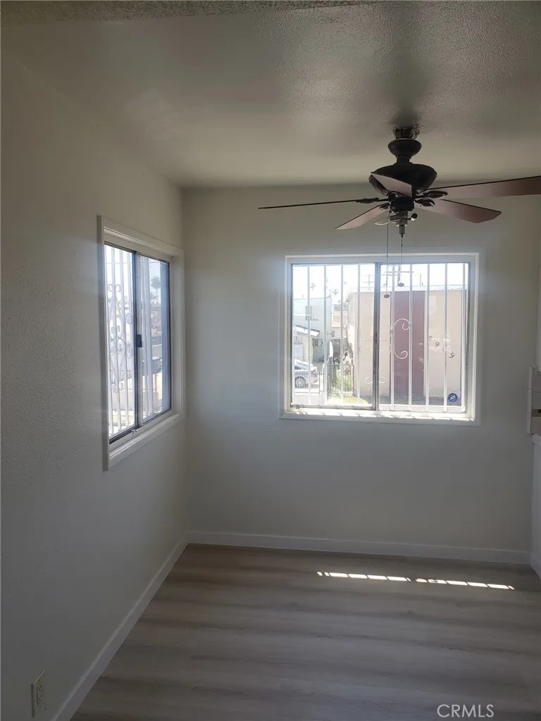 1353 1353 W 90th, Los Angeles, California 90044 home-pic-22