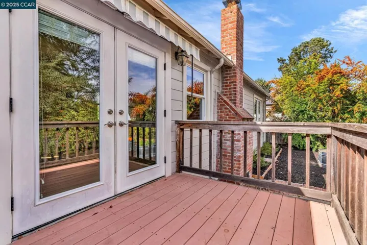 1220 Kendall Court, Walnut Creek, California 94595