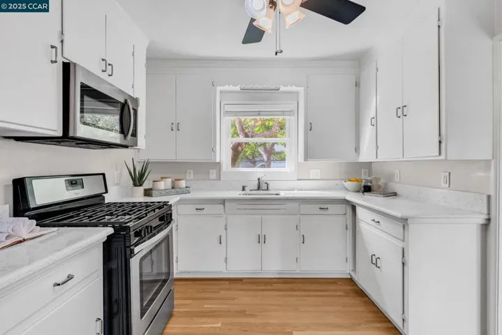 1220 Kendall Court, Walnut Creek, California 94595
