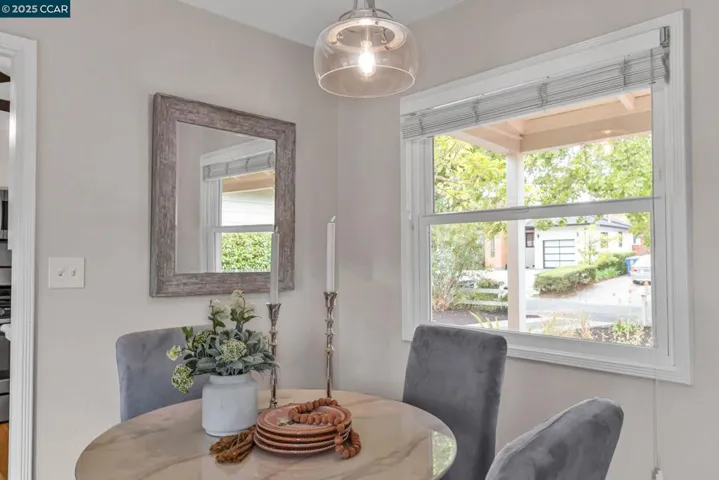 1220 Kendall Court, Walnut Creek, California 94595