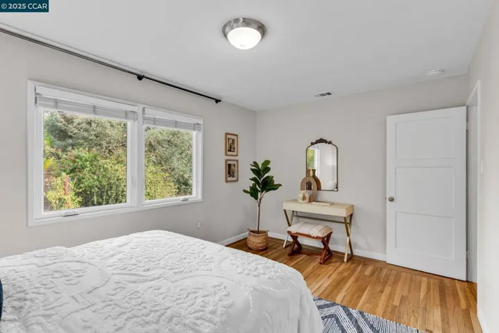 1220 Kendall Court, Walnut Creek, California 94595
