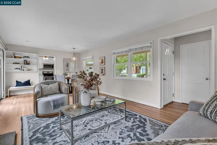 1220 Kendall Court, Walnut Creek, California 94595