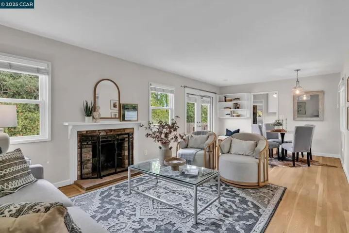 1220 Kendall Court, Walnut Creek, California 94595