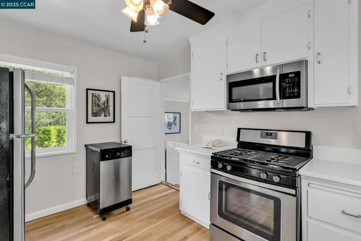 1220 Kendall Court, Walnut Creek, California 94595