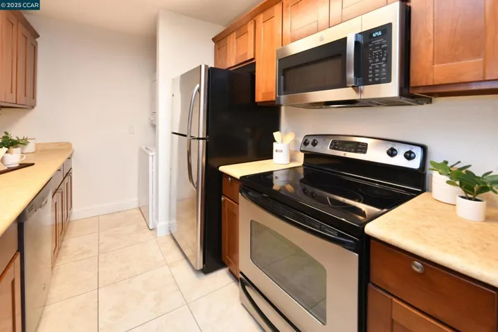 1420 Bel Air Dr 207, Concord, California 94521
