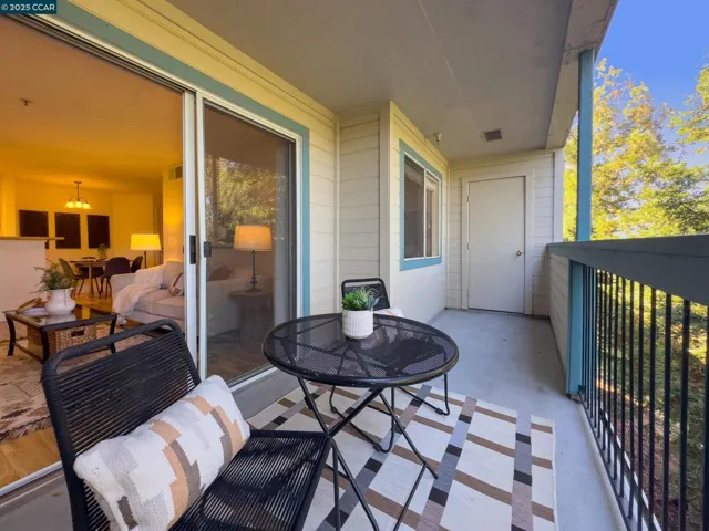 1420 Bel Air Dr 207, Concord, California 94521