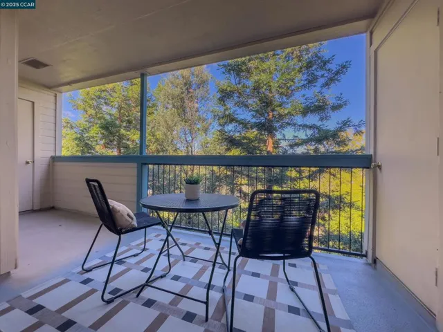 1420 Bel Air Dr 207, Concord, California 94521