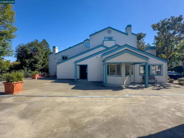1420 Bel Air Dr 207, Concord, California 94521