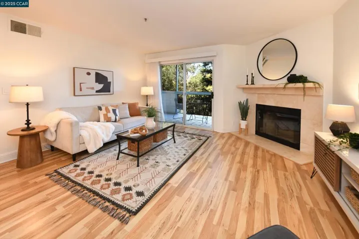 1420 Bel Air Dr 207, Concord, California 94521