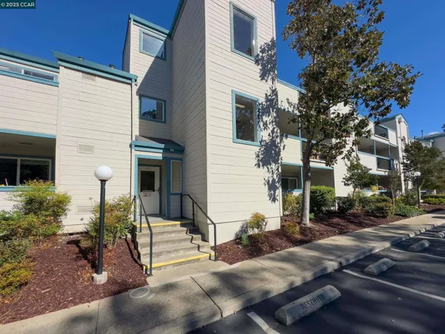 1420 Bel Air Dr 207, Concord, California 94521