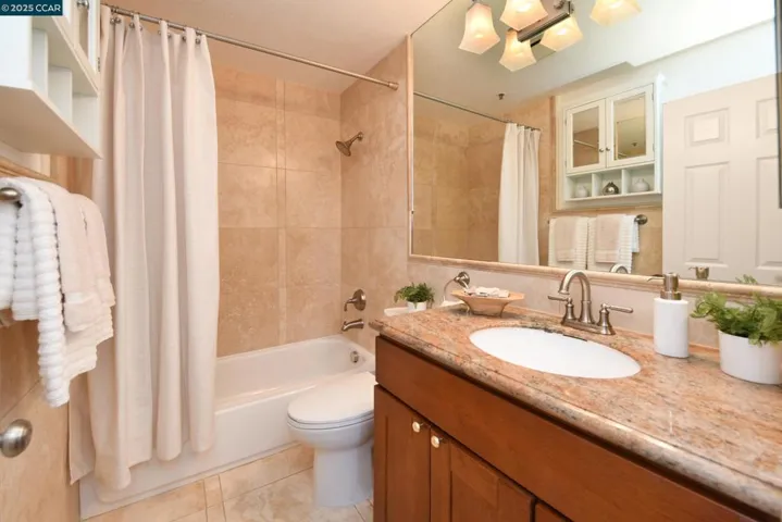 1420 Bel Air Dr 207, Concord, California 94521