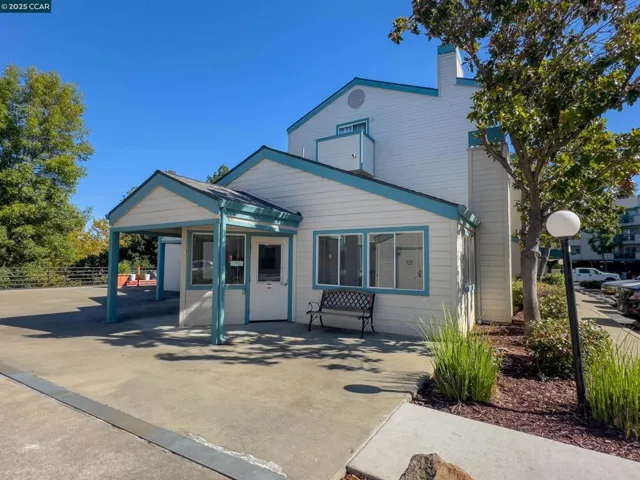1420 Bel Air Dr 207, Concord, California 94521