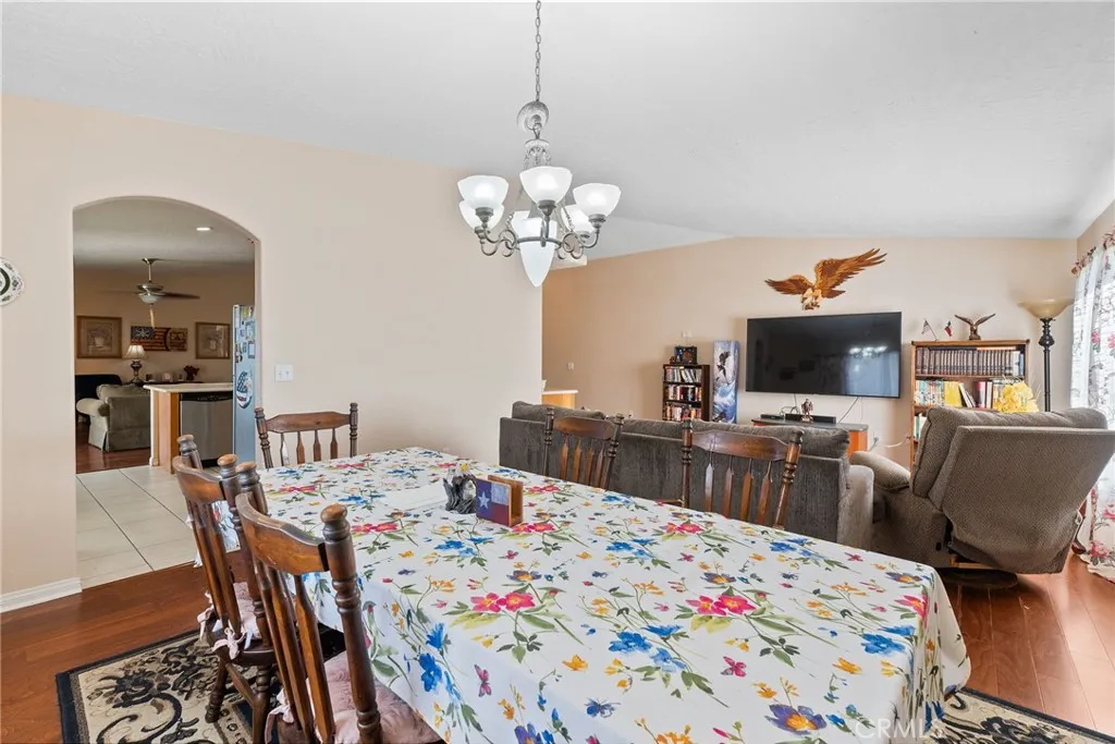 18540 18540 Fairburn Avenue, Hesperia, California 92345 home-pic-42