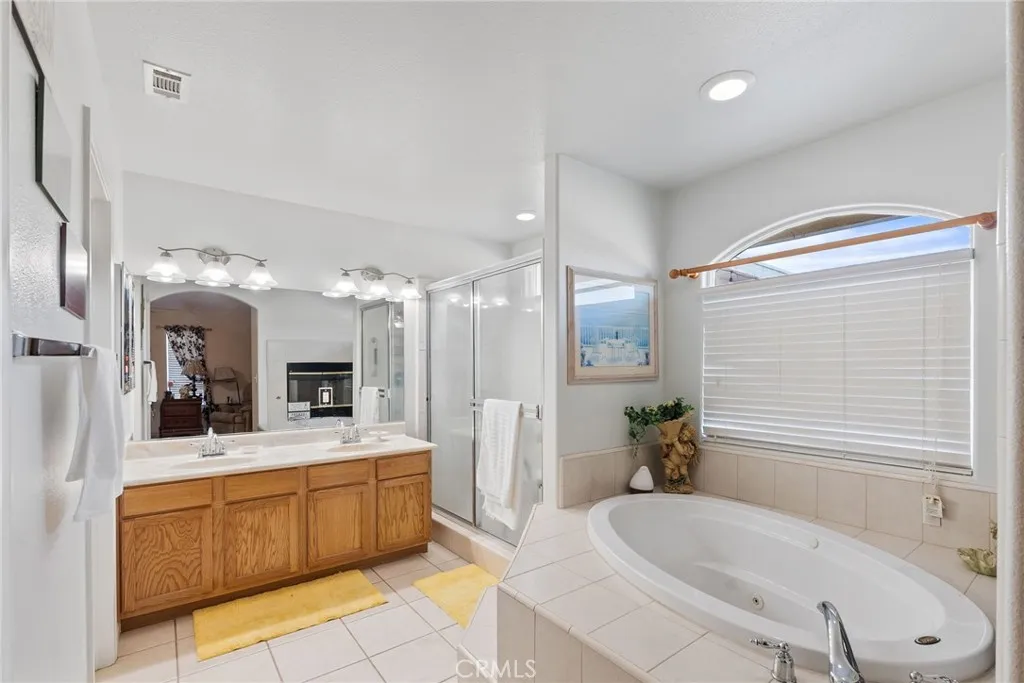 18540 18540 Fairburn Avenue, Hesperia, California 92345 home-pic-16