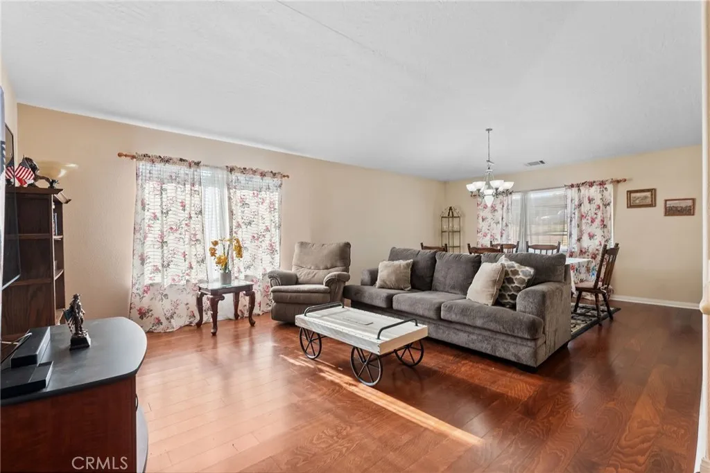 18540 18540 Fairburn Avenue, Hesperia, California 92345 home-pic-48