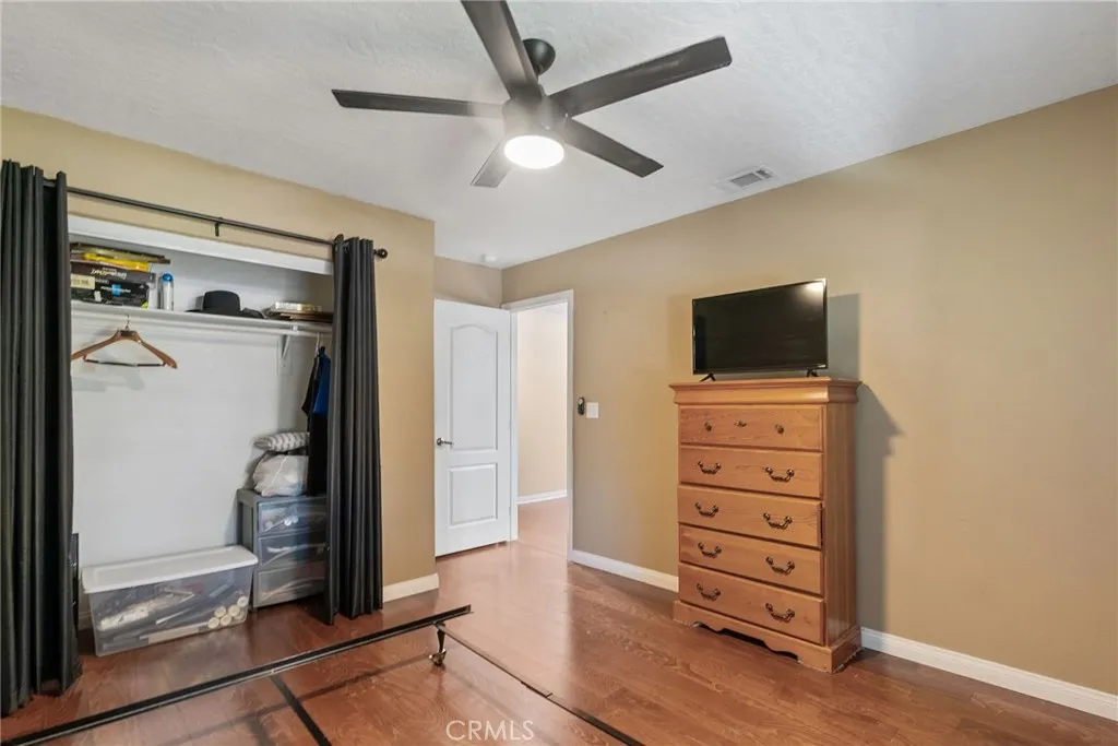 18540 18540 Fairburn Avenue, Hesperia, California 92345 home-pic-10