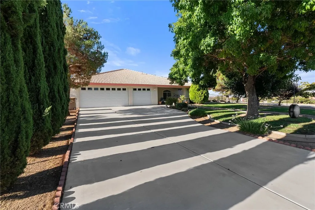 18540 18540 Fairburn Avenue, Hesperia, California 92345 home-pic-4