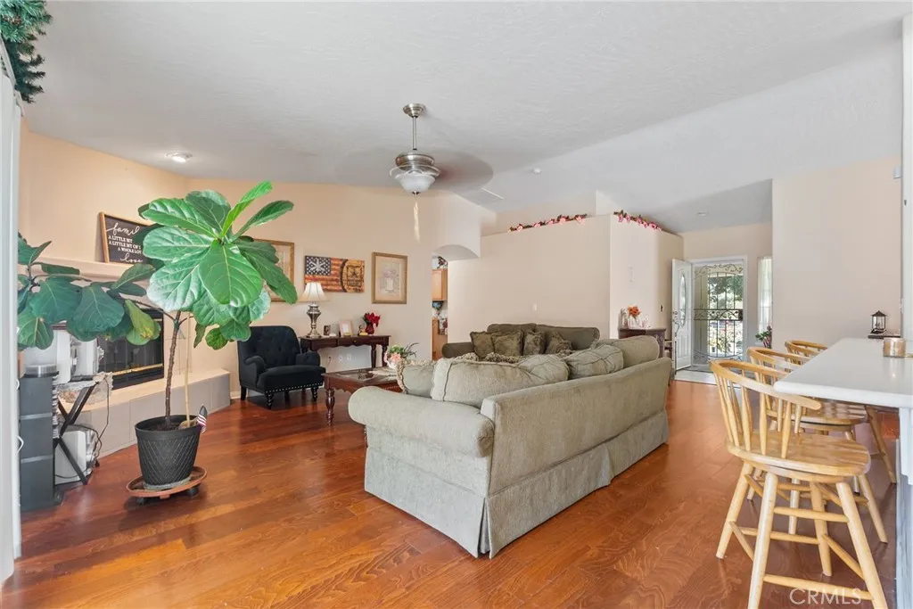 18540 18540 Fairburn Avenue, Hesperia, California 92345 home-pic-27