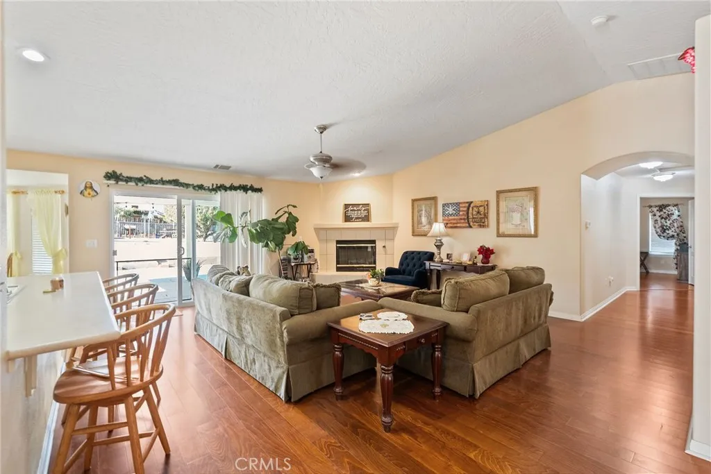 18540 18540 Fairburn Avenue, Hesperia, California 92345 home-pic-31