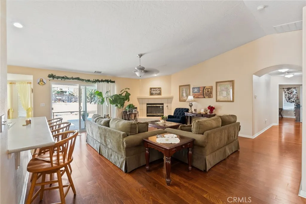 18540 18540 Fairburn Avenue, Hesperia, California 92345 home-pic-32