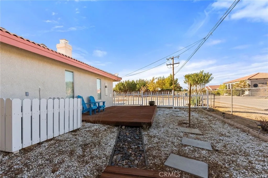 18540 18540 Fairburn Avenue, Hesperia, California 92345 home-pic-6