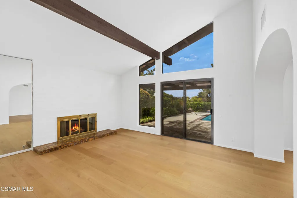3957 Corte Cancion, Thousand Oaks, California 91360 home-pic-7