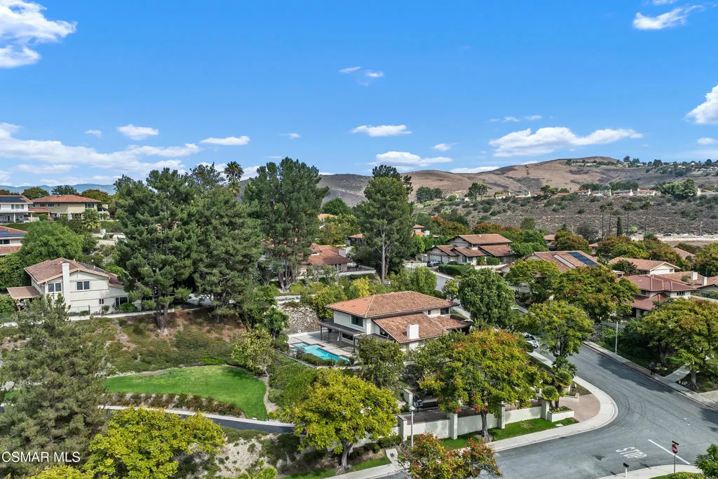 3957 Corte Cancion, Thousand Oaks, California 91360 home-pic-25