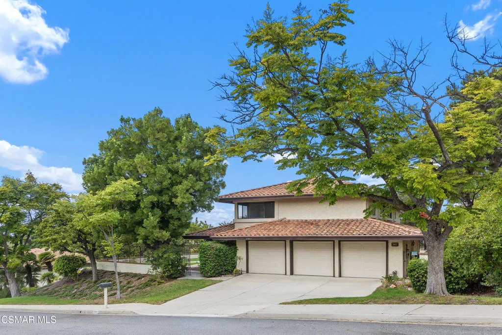 3957 Corte Cancion, Thousand Oaks, California 91360 home-pic-1