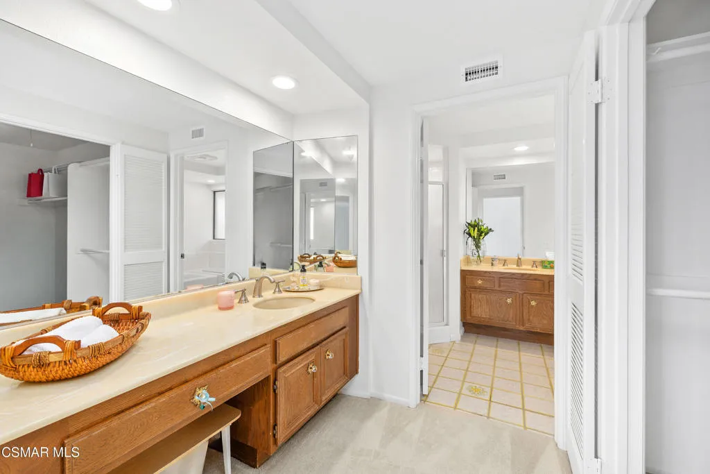 3957 Corte Cancion, Thousand Oaks, California 91360 home-pic-17