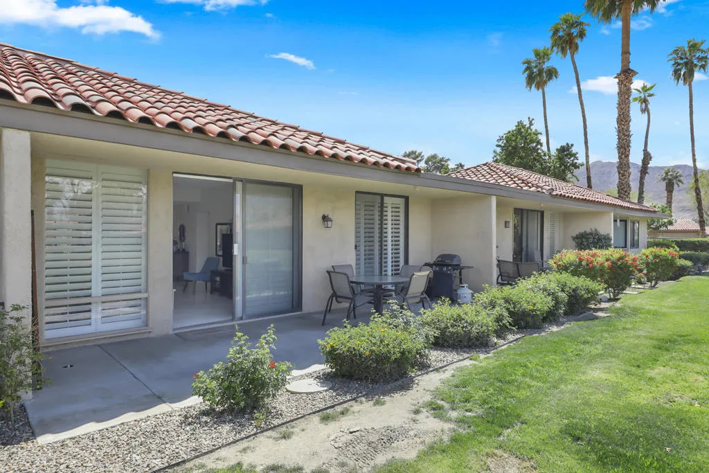 31 Malaga Drive, Rancho Mirage, California 92270 home-pic-22