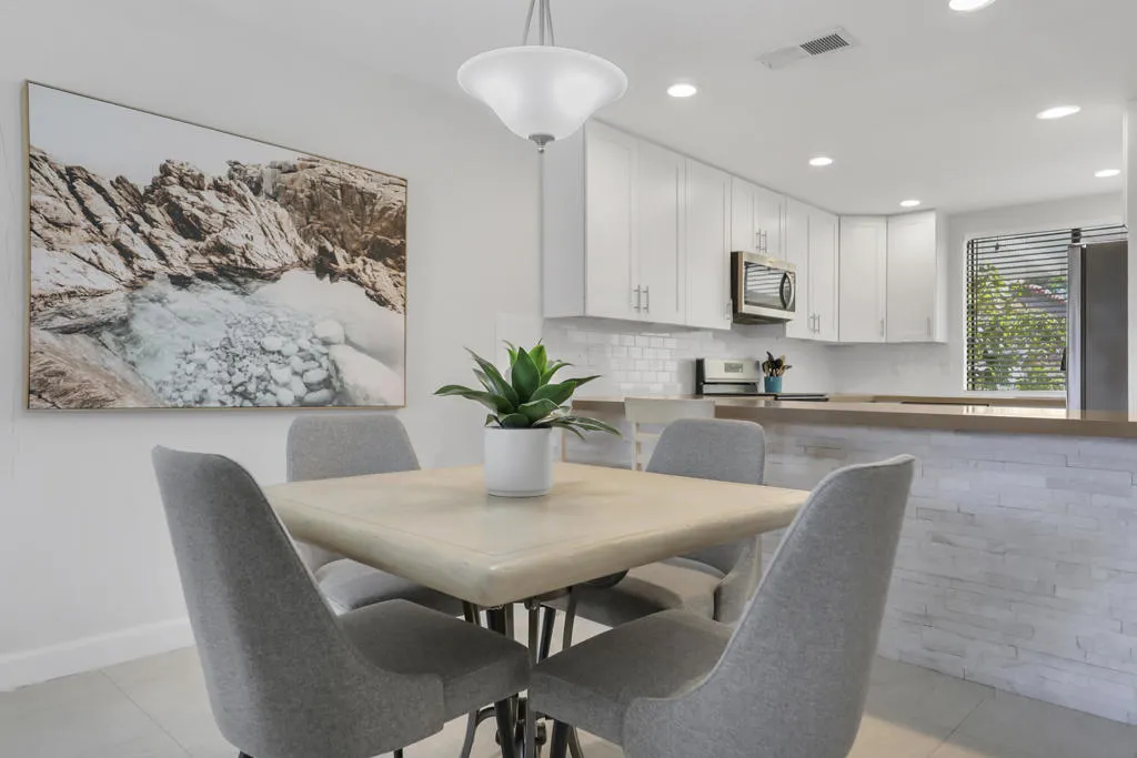 31 Malaga Drive, Rancho Mirage, California 92270 home-pic-11