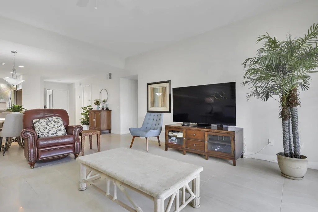 31 Malaga Drive, Rancho Mirage, California 92270 home-pic-6