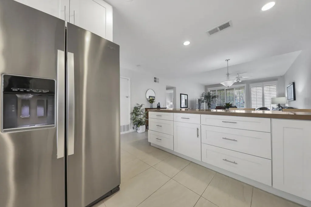 31 Malaga Drive, Rancho Mirage, California 92270 home-pic-15