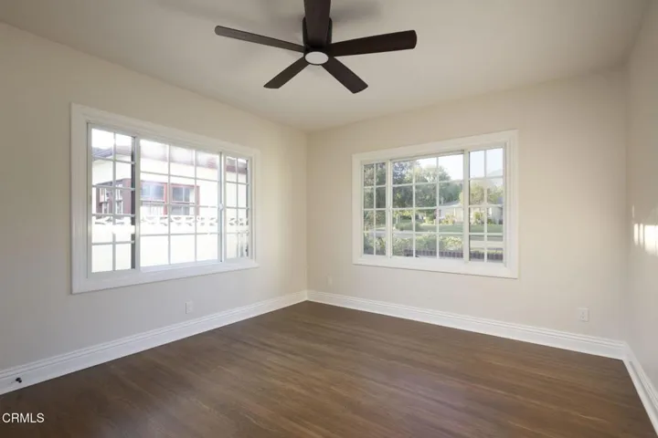 15-web-or-mls-2074 Las Lunas St by Pierr