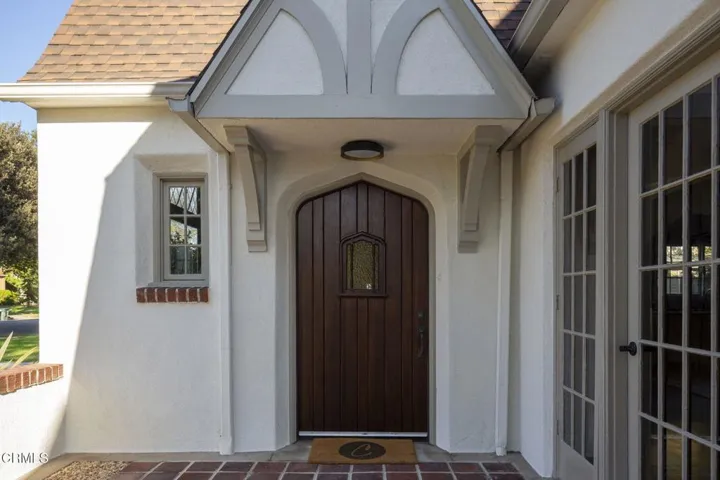 4-web-or-mls-2074 Las Lunas St by Pierre