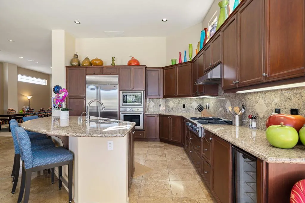 1 Birkdale Circle, Rancho Mirage, California 92270 home-pic-31