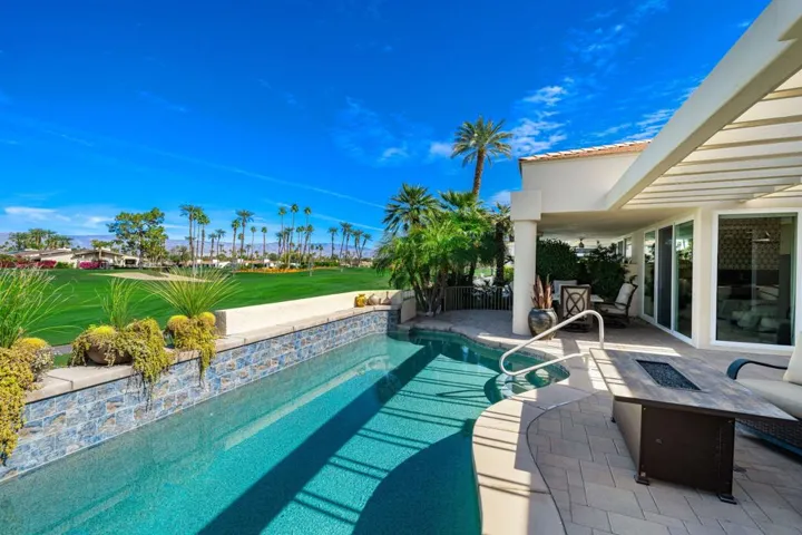 40-web-or-mls-BLWVistaDelRey_OPMG_0225_0