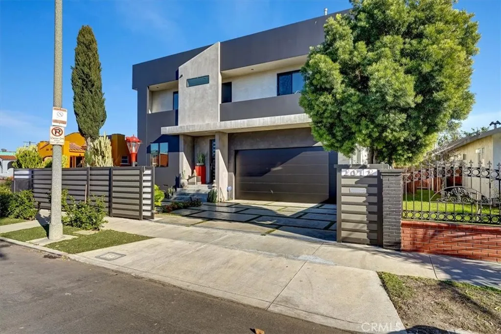 2012 S Curson, Los Angeles, California 90016 home-pic-0