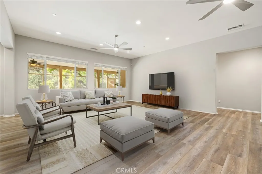 24347 Ponderosa Ln, Menifee, California 92584 home-pic-22