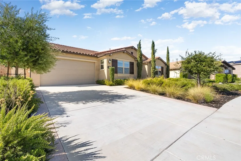 24347 Ponderosa Ln, Menifee, California 92584 home-pic-5