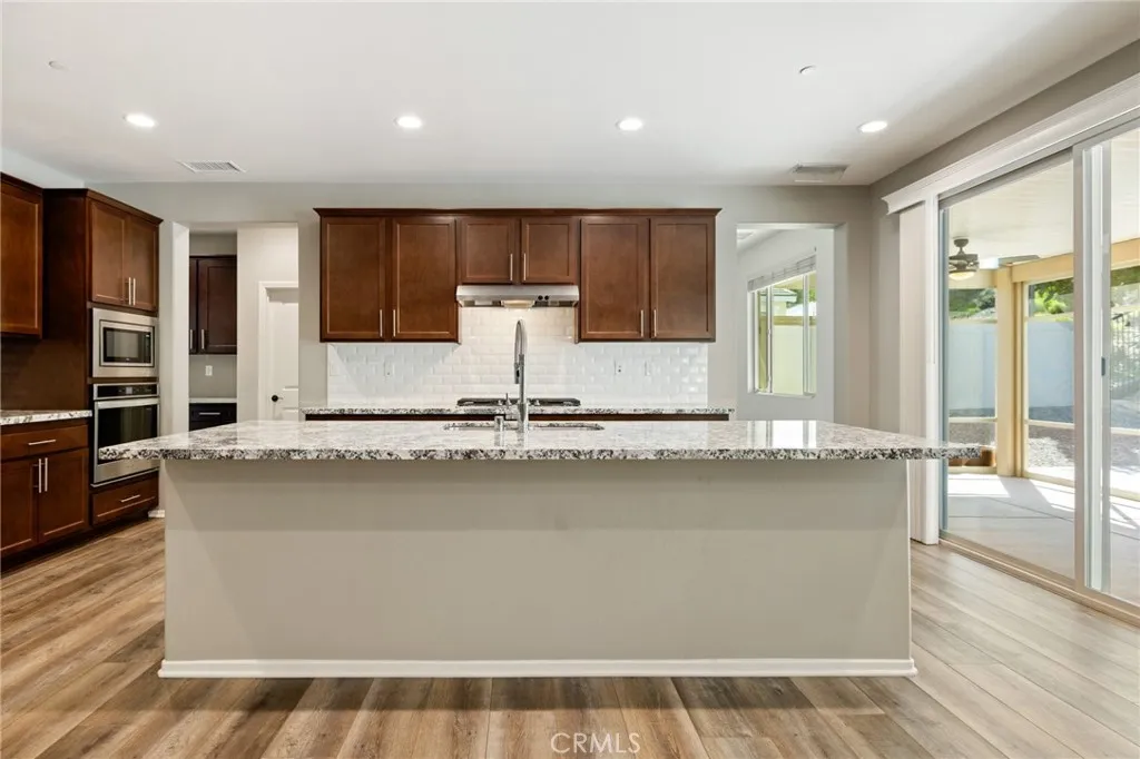 24347 Ponderosa Ln, Menifee, California 92584 home-pic-24