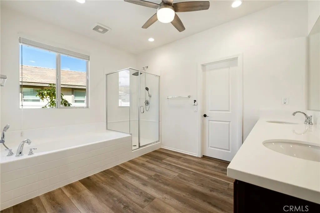 24347 Ponderosa Ln, Menifee, California 92584 home-pic-37