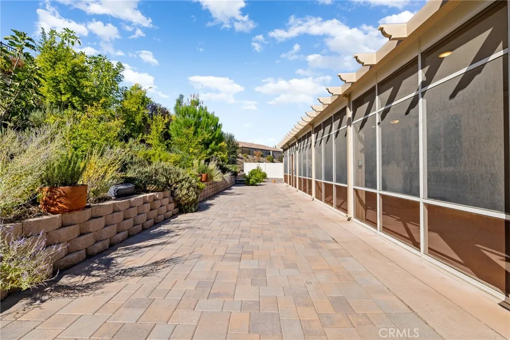 24347 Ponderosa Ln, Menifee, California 92584 home-pic-48