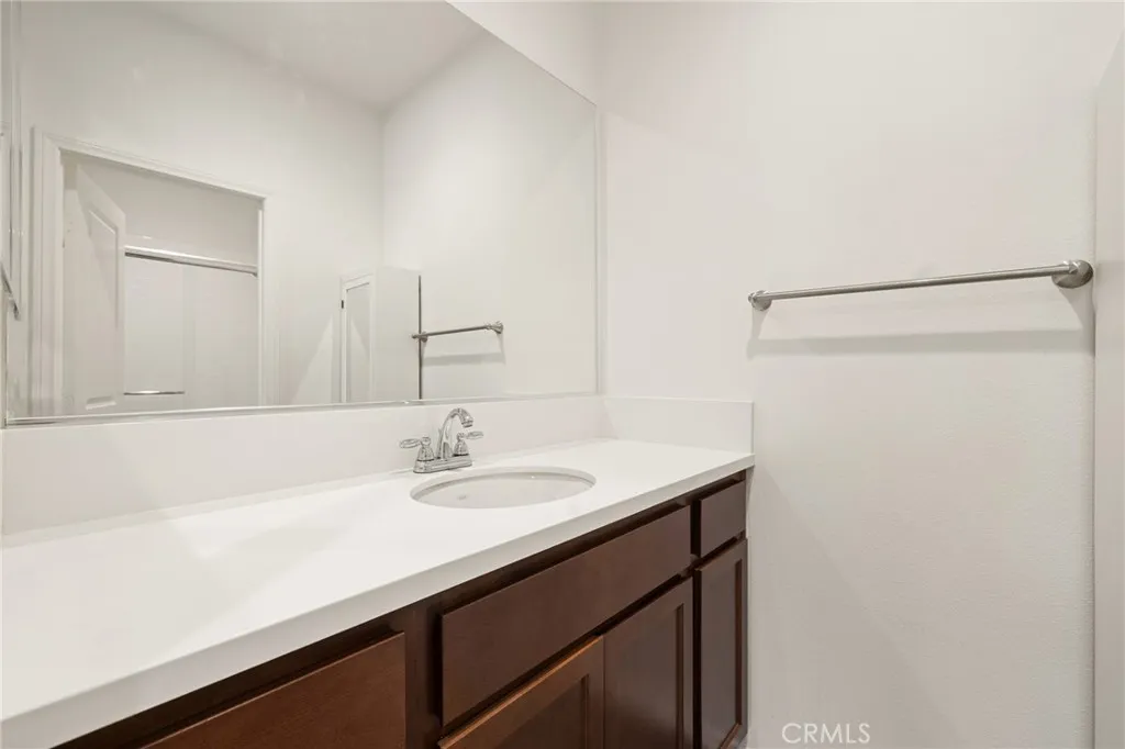 24347 Ponderosa Ln, Menifee, California 92584 home-pic-17