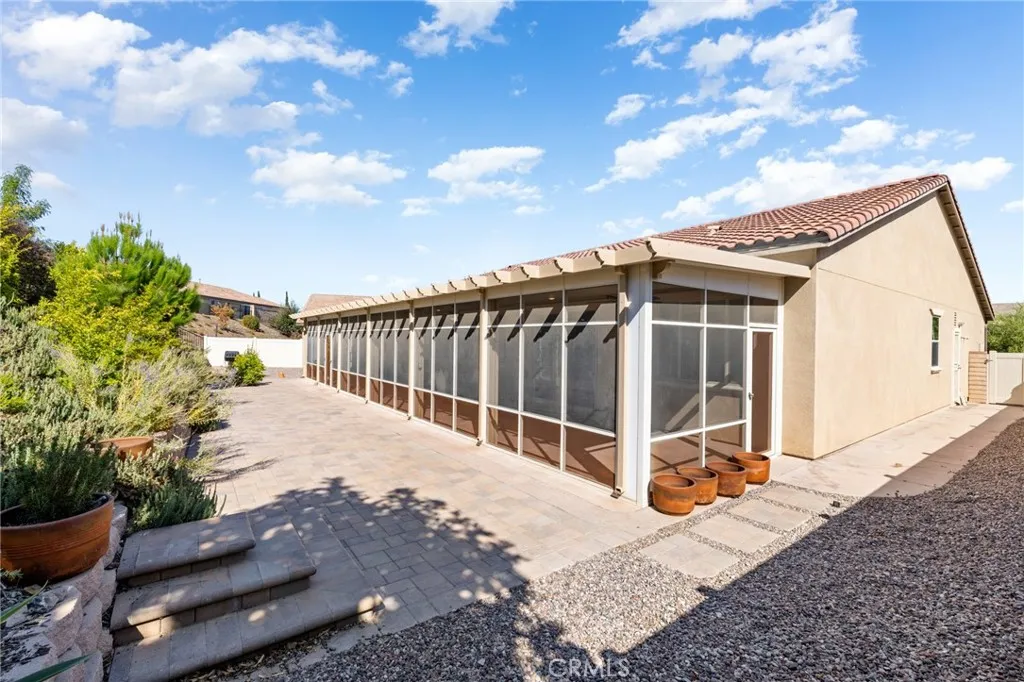 24347 Ponderosa Ln, Menifee, California 92584 home-pic-45