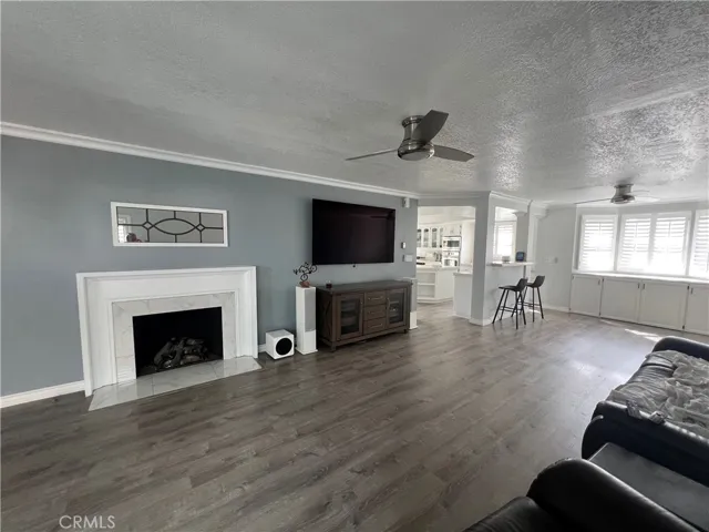 430 W Knepp Avenue, Fullerton, California 92832